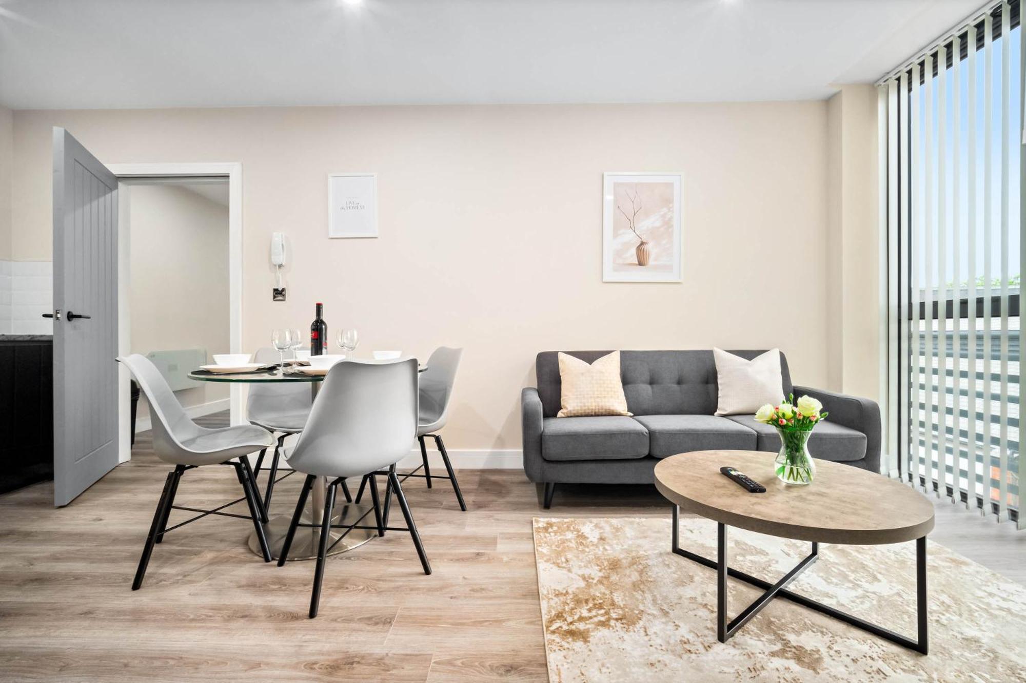 New Luxury Two Bedroom Apartment - City Centre - Netflix - Wifi - Top Rated - Jq 8Ah Μπέρμιγχαμ Εξωτερικό φωτογραφία