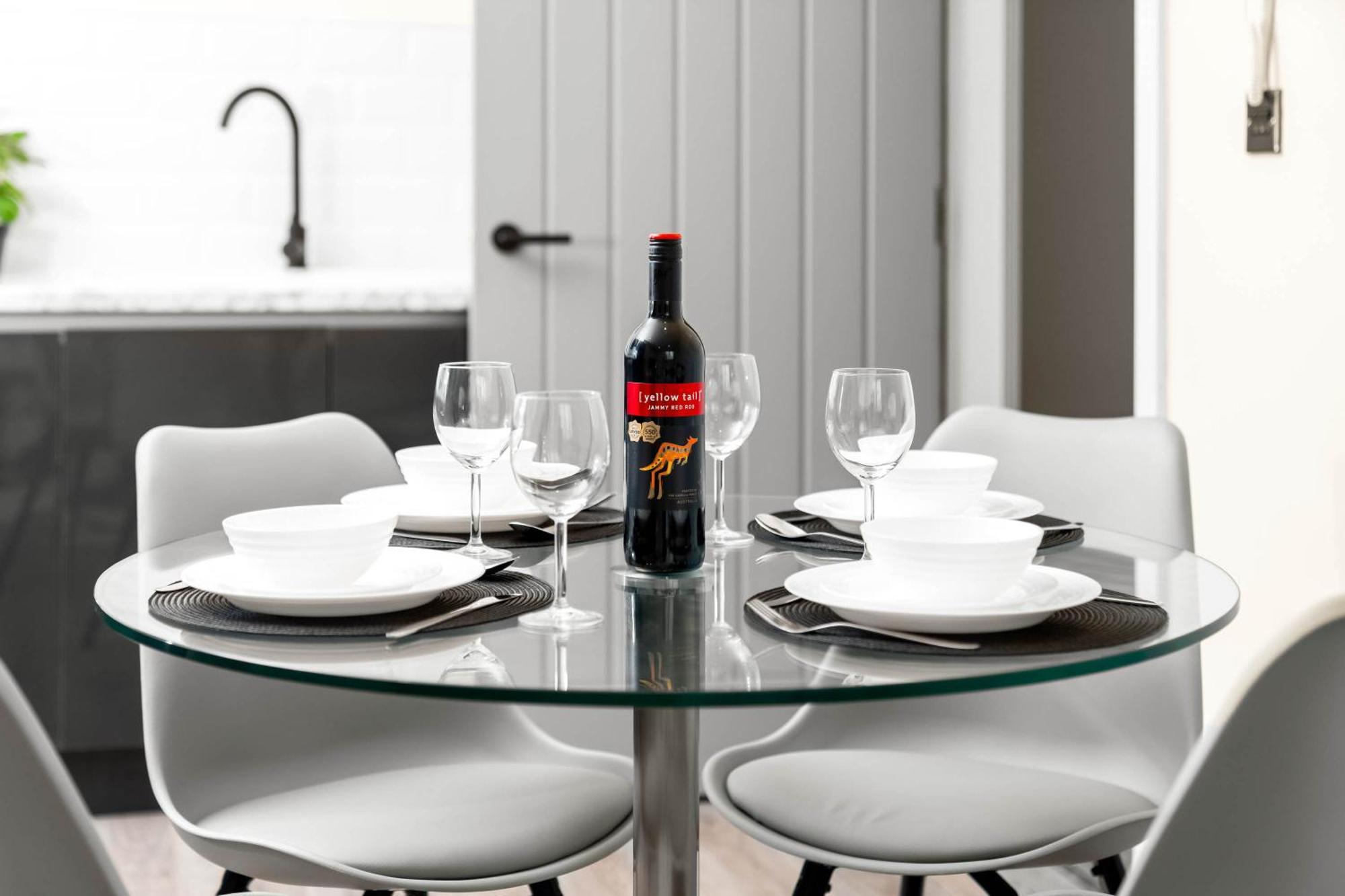 New Luxury Two Bedroom Apartment - City Centre - Netflix - Wifi - Top Rated - Jq 8Ah Μπέρμιγχαμ Εξωτερικό φωτογραφία